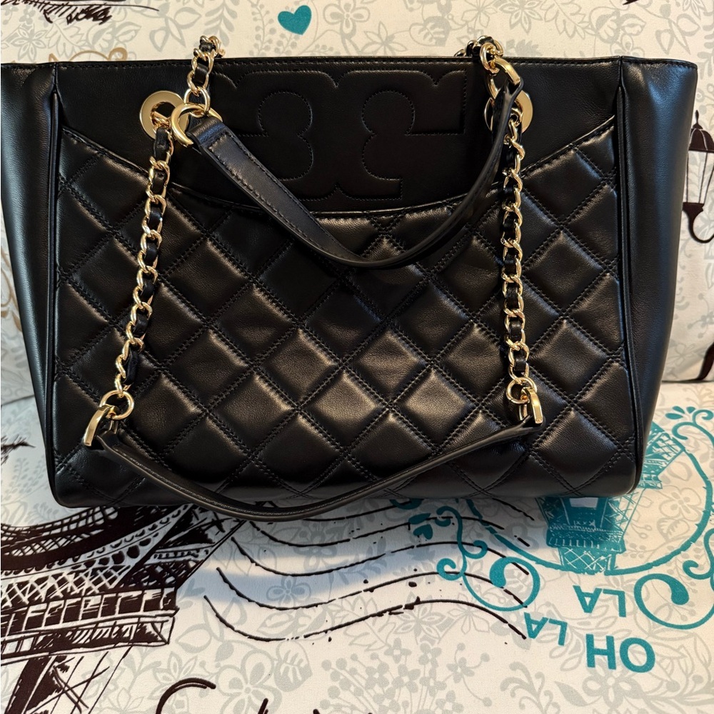 Tory Burch Black Quilted Shoulder Bag with Gold Chain